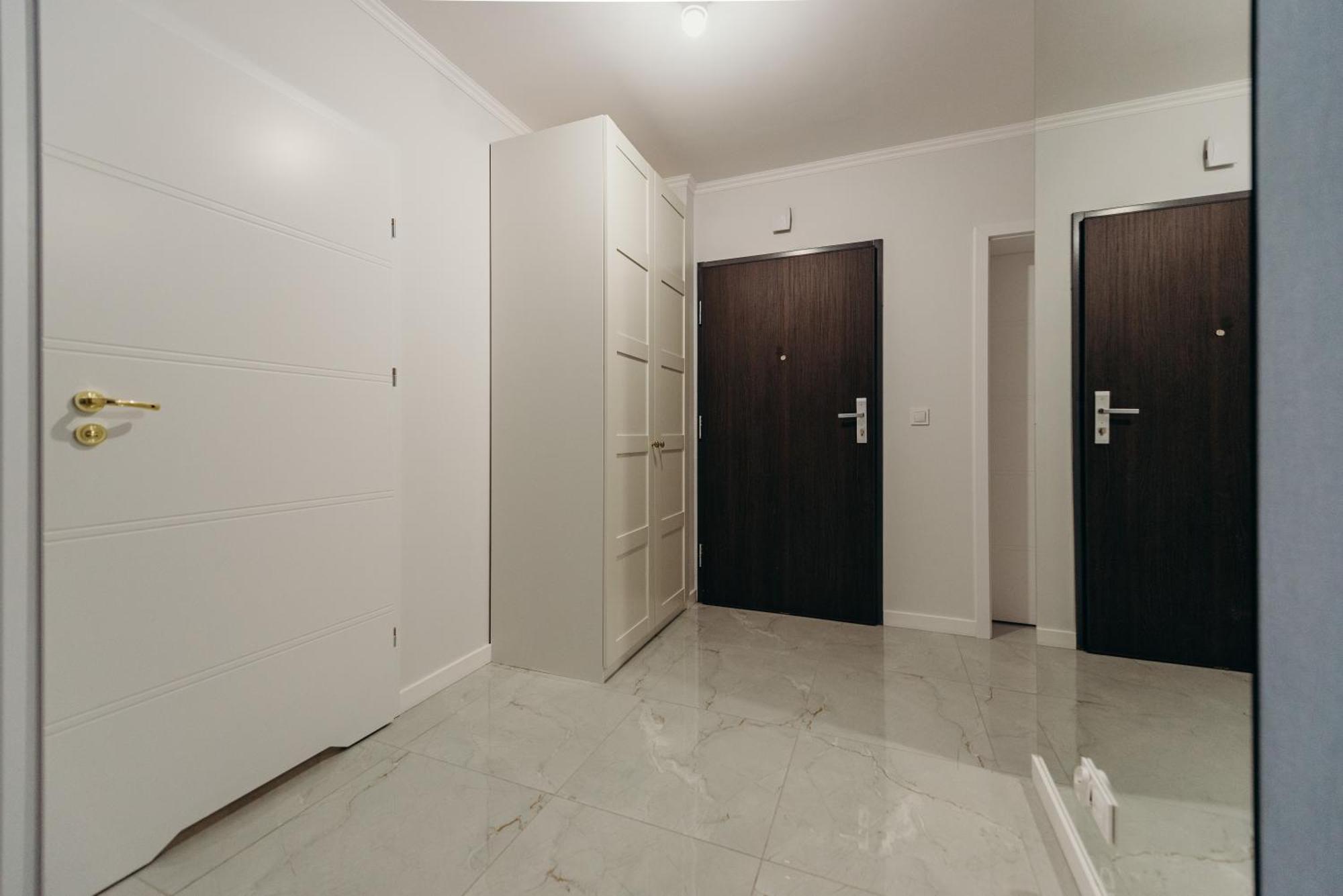 3 Bedrooms Premium Bella Blue For 8 Guests With Ac And Free Out Side Parking Жешов Екстериор снимка